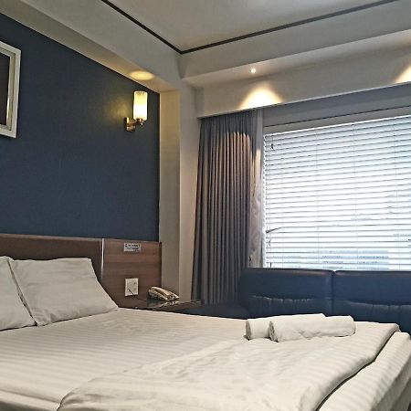 Reddoorz Premium Cloud 9 An Nhon Hotel Хошимін Екстер'єр фото