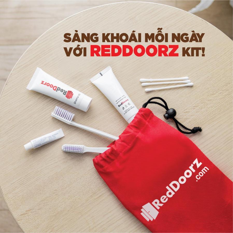 Reddoorz Premium Cloud 9 An Nhon Hotel Хошимін Екстер'єр фото