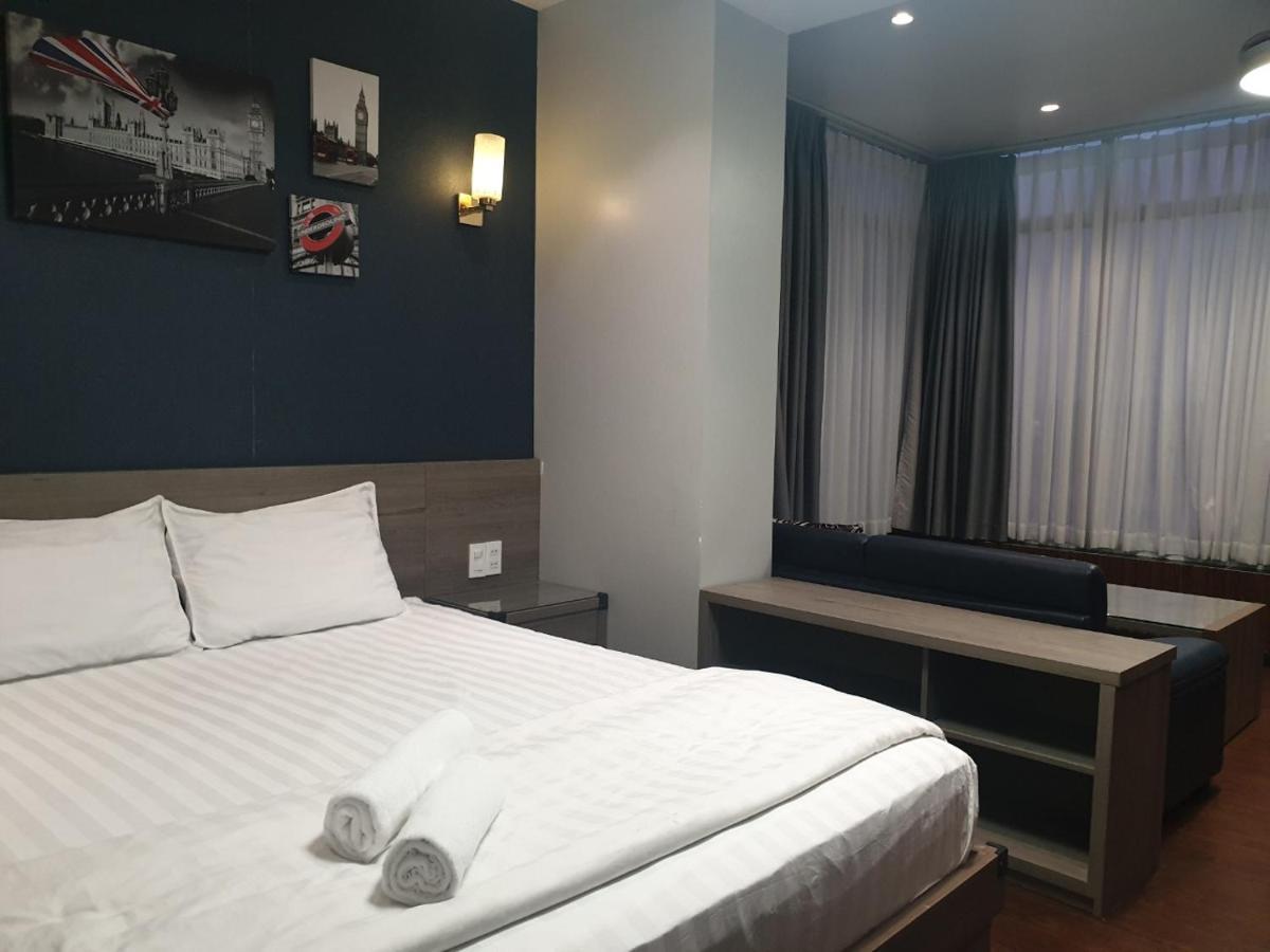 Reddoorz Premium Cloud 9 An Nhon Hotel Хошимін Екстер'єр фото
